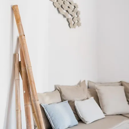 Villa Thea Collection *