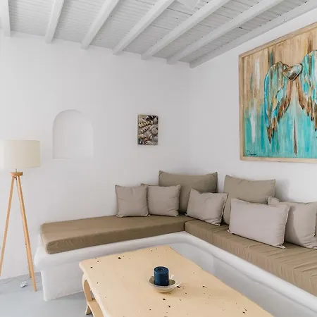 Villa Thea Collection